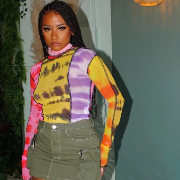 Mesh Multicolor Top with Mock Neck - Picture 3 of 6